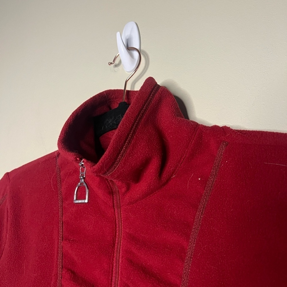 Ariat Red Ruched Sleeve Fleece Jacket - Picture 4 of 9